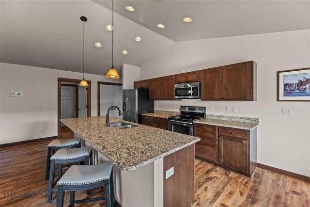 9848 Durston Road A, Bozeman, MT 59718