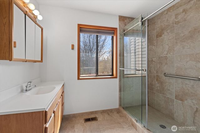 16912 222nd Street SE, Graham, WA 98338