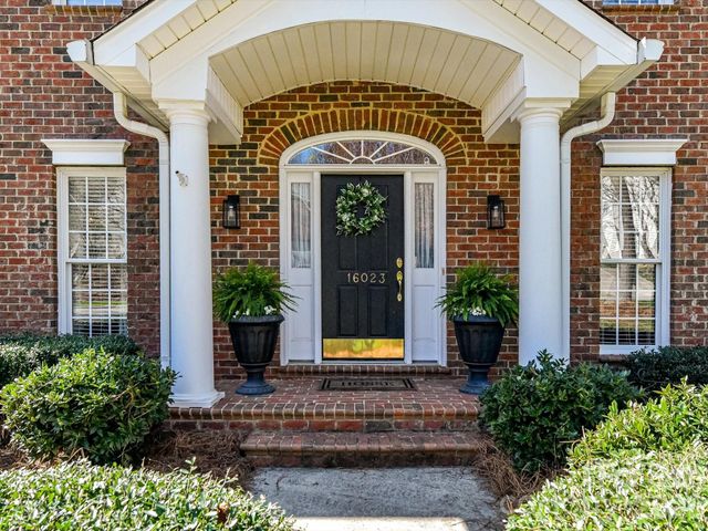 16023 Cranleigh Drive, Huntersville, NC 28078