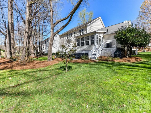 16023 Cranleigh Drive, Huntersville, NC 28078
