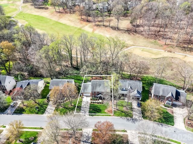 16023 Cranleigh Drive, Huntersville, NC 28078