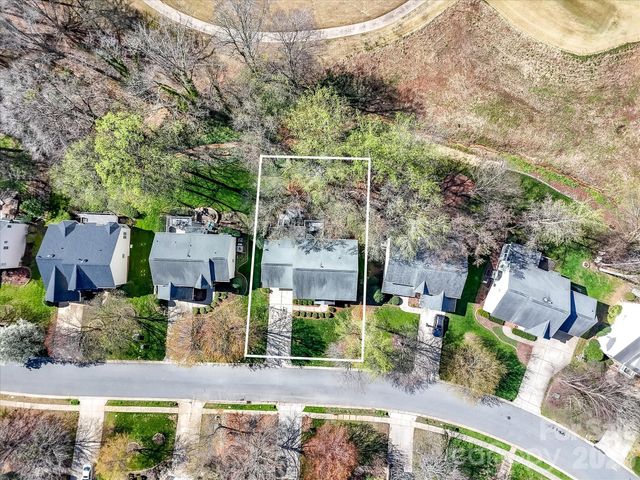 16023 Cranleigh Drive, Huntersville, NC 28078