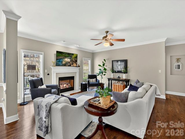 16023 Cranleigh Drive, Huntersville, NC 28078