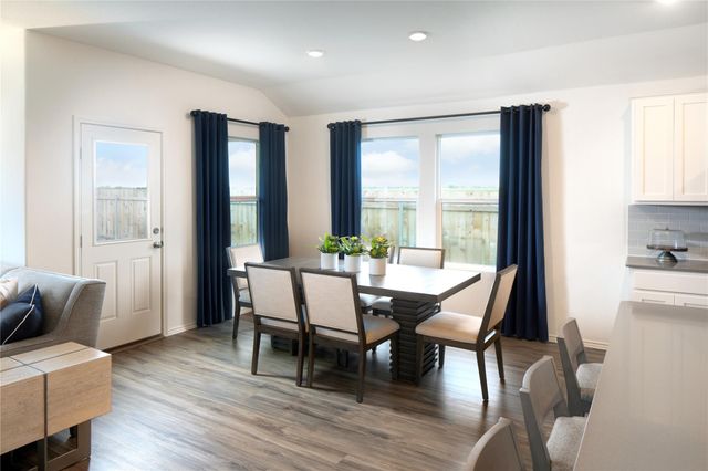 1628 Flying Horseshoe BND, Georgetown, TX 78628