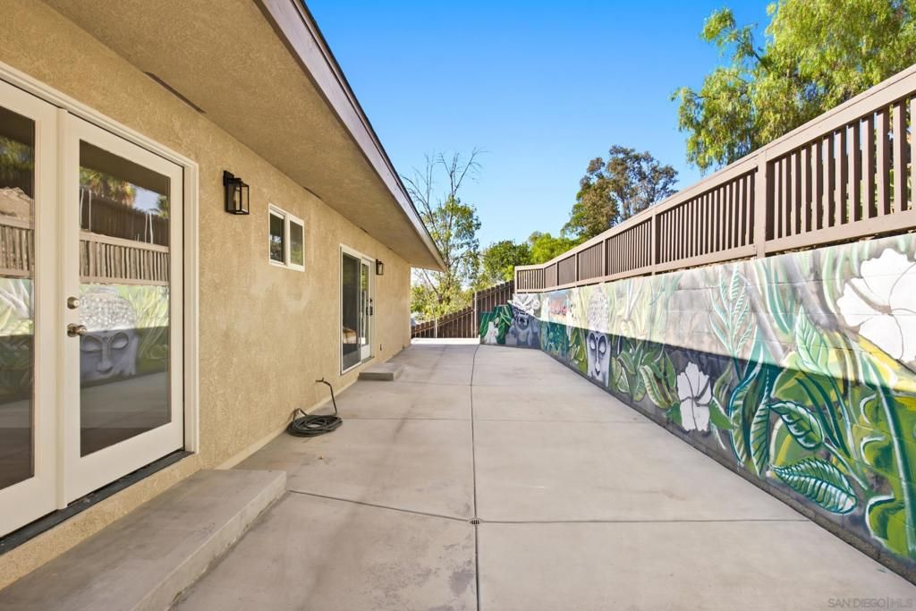 Image 29 of property listing at 2901 Helix, Spring Valley, CA 91977