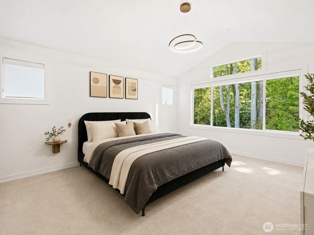 16534 77th Avenue NE, Kenmore, WA 98028