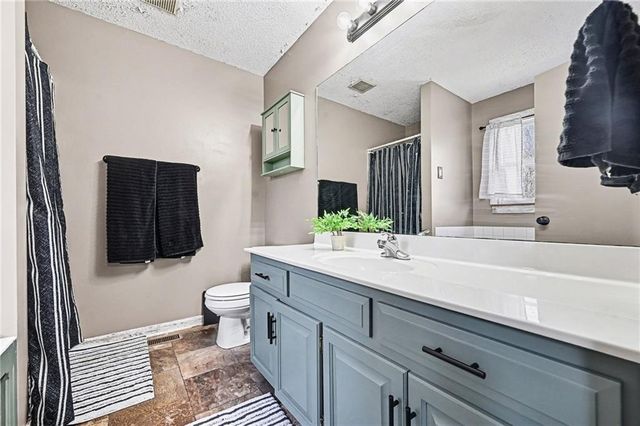 205 Rhodus Court, Lawson, MO 64062