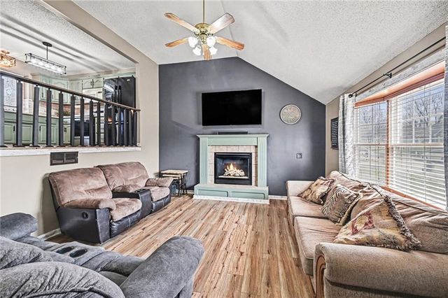 205 Rhodus Court, Lawson, MO 64062