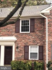 8550 BARRINGTON CT #928, Springfield, VA 22152