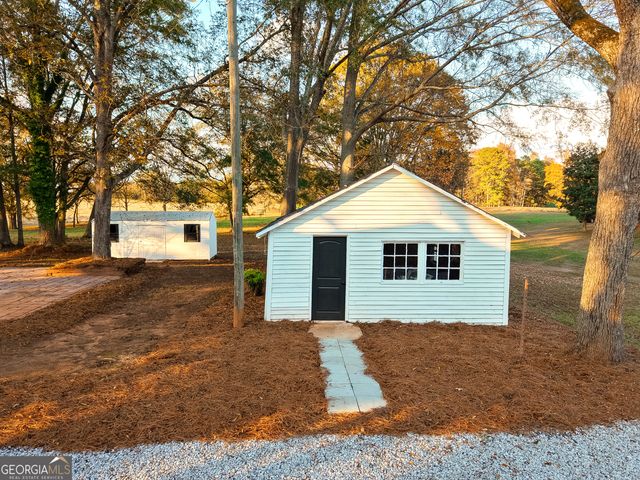 269 Martin Dairy Road, Milner, GA 30257