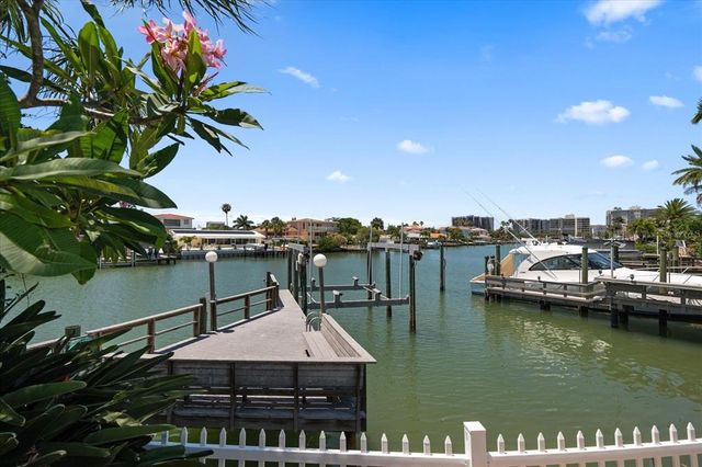 309 BELLE ISLE AVENUE, Belleair Beach, FL 33786