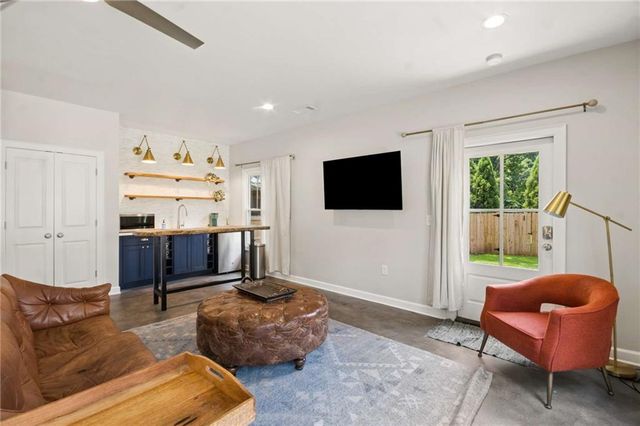 106 W Hill Street, Decatur, GA 30030