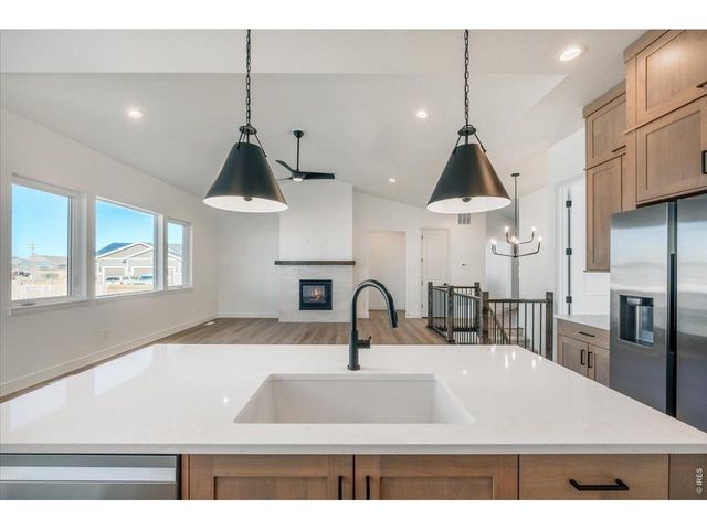 863 Clydesdale Dr, Windsor, CO 80550