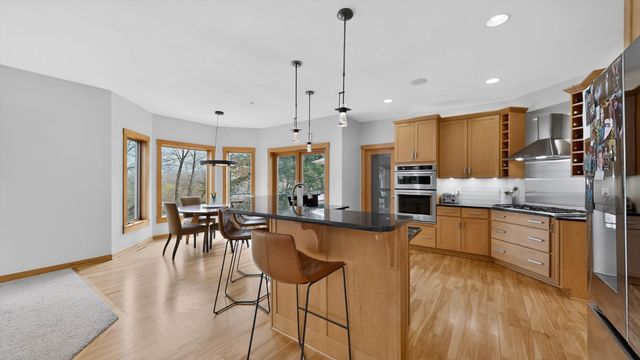 955 Cedar Point Lane SE, Oronoco, MN 55960