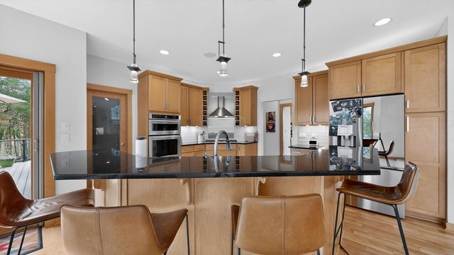 955 Cedar Point Lane SE, Oronoco, MN 55960