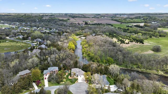 955 Cedar Point Lane SE, Oronoco, MN 55960