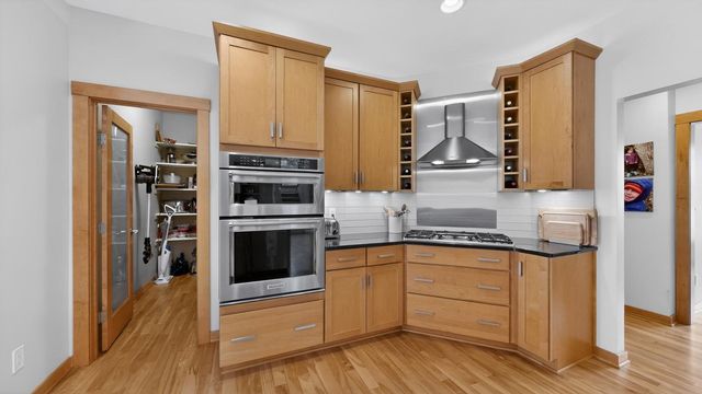 955 Cedar Point Lane SE, Oronoco, MN 55960