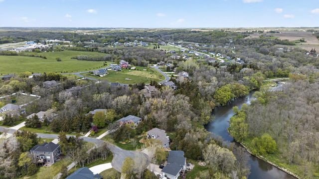955 Cedar Point Lane SE, Oronoco, MN 55960