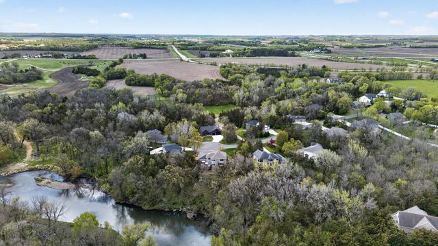 955 Cedar Point Lane SE, Oronoco, MN 55960