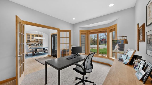 955 Cedar Point Lane SE, Oronoco, MN 55960