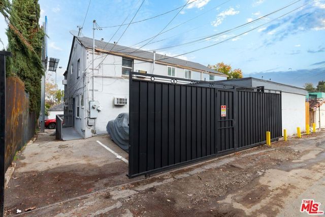 11472 VENTURA 4, Studio City (los Angeles), CA 91604