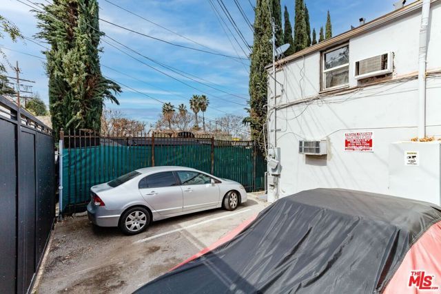 11472 VENTURA 4, Studio City (los Angeles), CA 91604