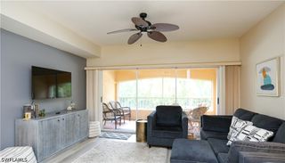 1044 Woodshire LN B203, Naples, FL 34105