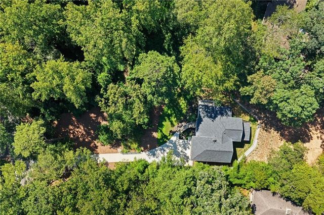 1066 Mcconnell Drive, Decatur, GA 30033