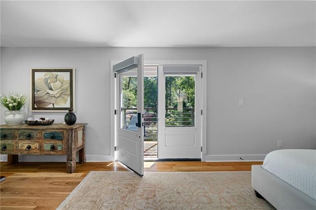 1066 Mcconnell Drive, Decatur, GA 30033