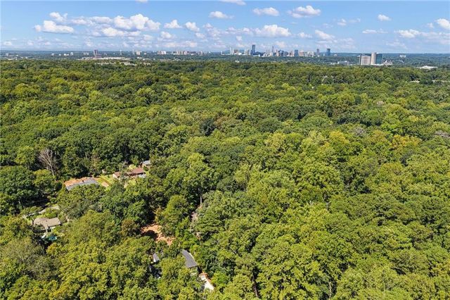 1066 Mcconnell Drive, Decatur, GA 30033