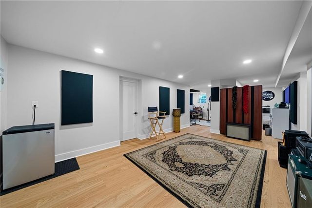 1066 Mcconnell Drive, Decatur, GA 30033