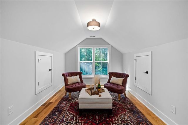 1066 Mcconnell Drive, Decatur, GA 30033