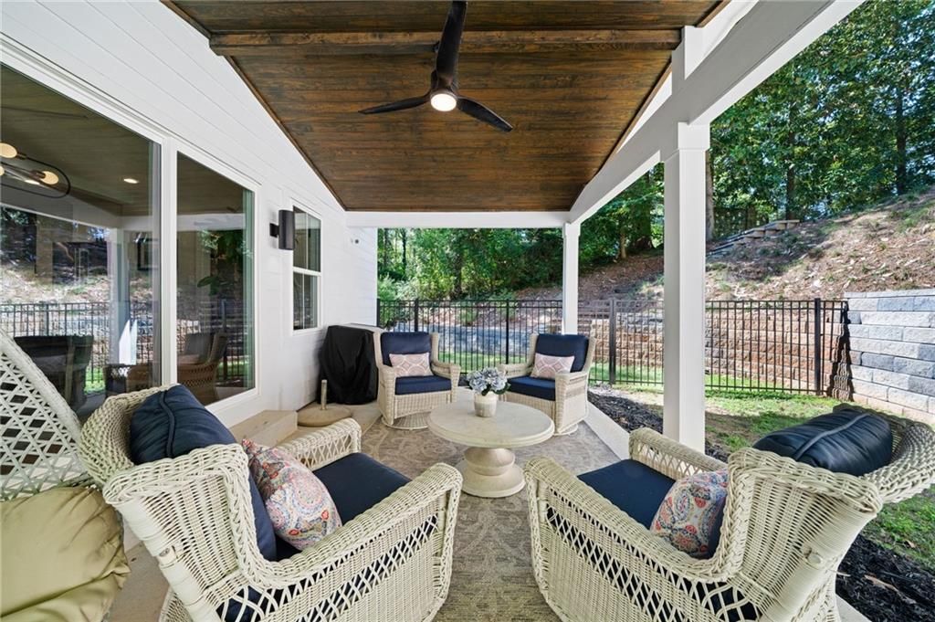 Image 19 of property listing at 1066 Mcconnell Drive, Decatur, GA 30033