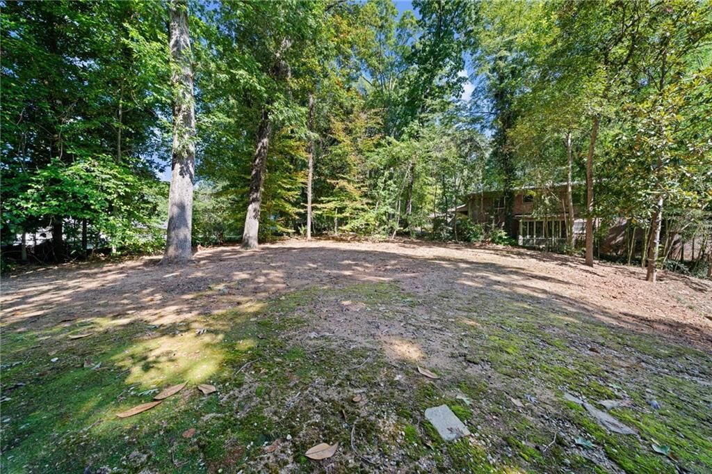 Image 51 of property listing at 1066 Mcconnell Drive, Decatur, GA 30033