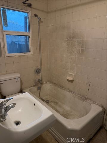 204 W 25th, Merced, CA 95340