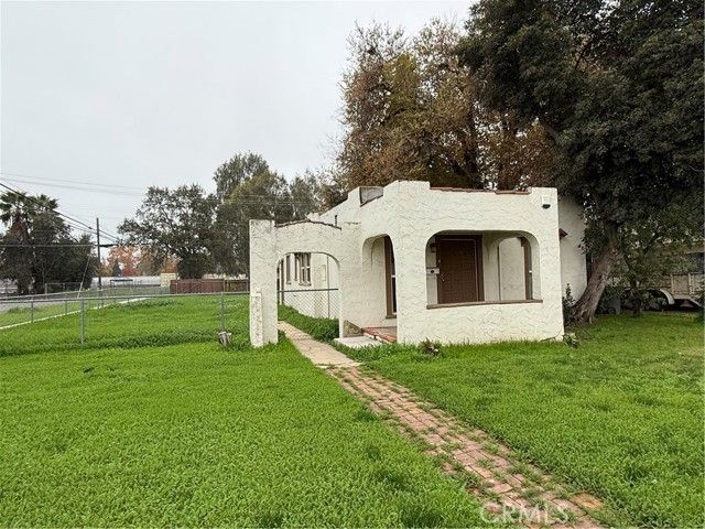 204 W 25th, Merced, CA 95340