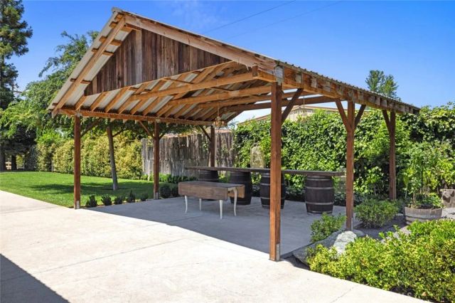 4742 Crow Road, Oakdale, CA 95361