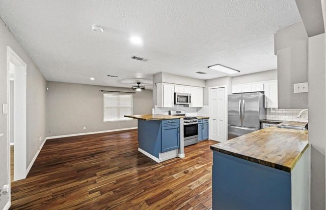 3602 W Sweet Gum Drive, Spring, TX 77388