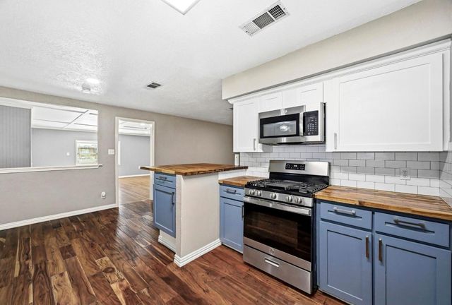 3602 W Sweet Gum Drive, Spring, TX 77388