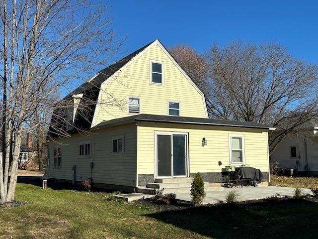 1361 ELM STREET, Almond, WI 54909