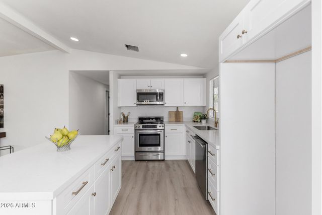 7712 E FRITO Avenue, Mesa, AZ 85208