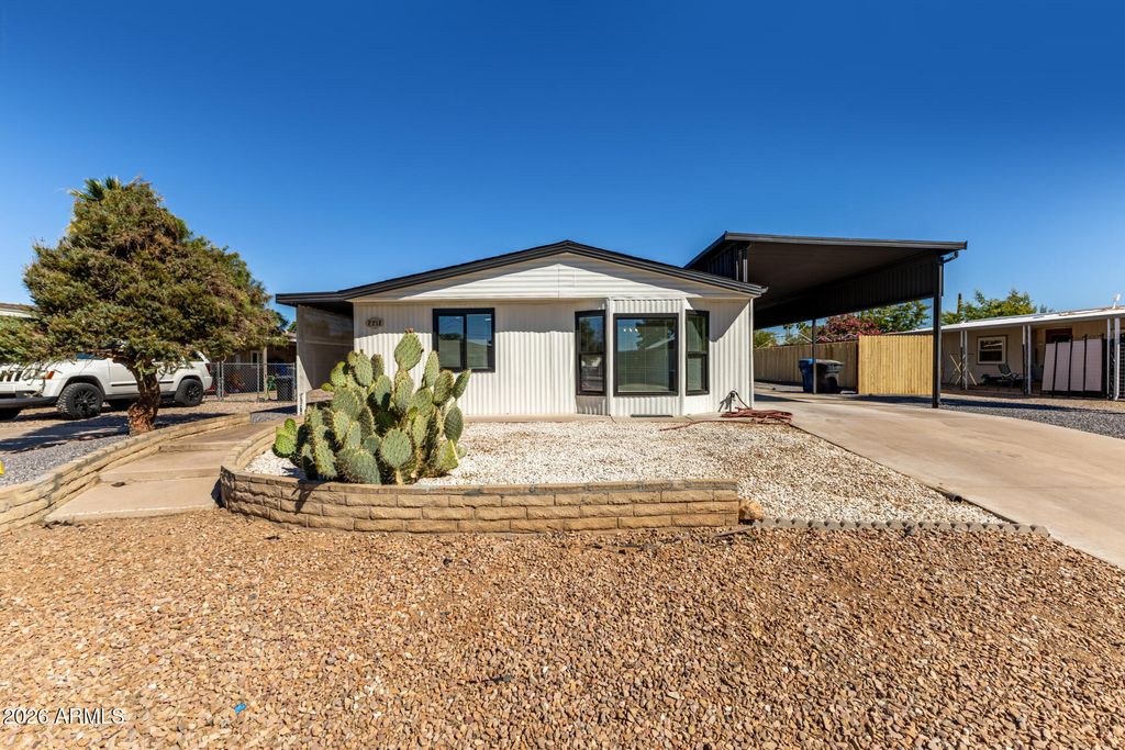 7712 E FRITO Avenue, Mesa, AZ 85208