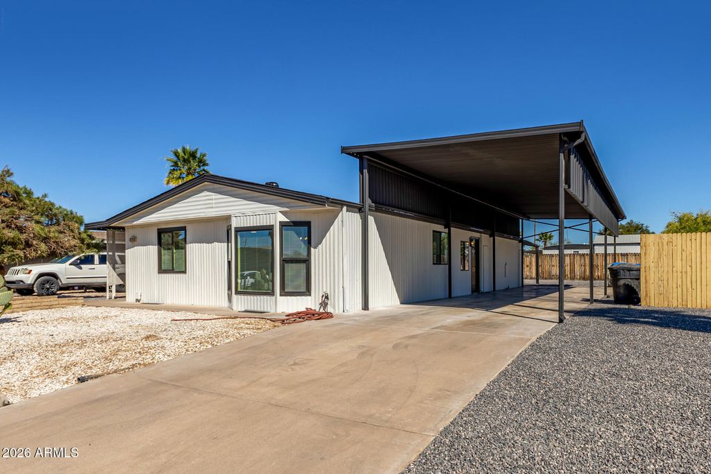 Image 6 of property listing at 7712 E FRITO Avenue, Mesa, AZ 85208