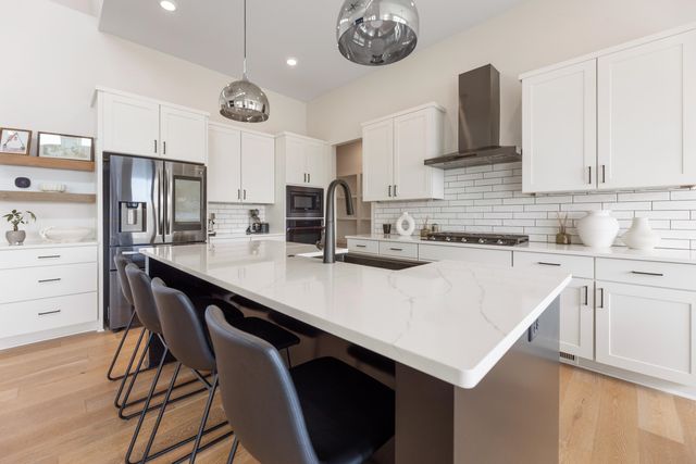 5913 W Driftwood St, Wichita, KS 67205