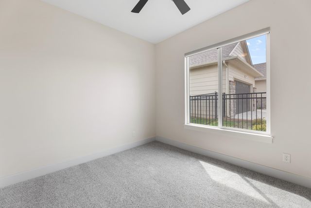 5913 W Driftwood St, Wichita, KS 67205