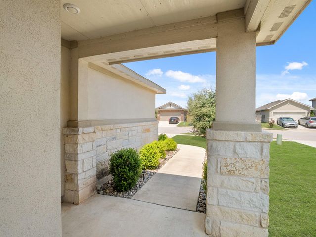 137 McFarland ST, Georgetown, TX 78628