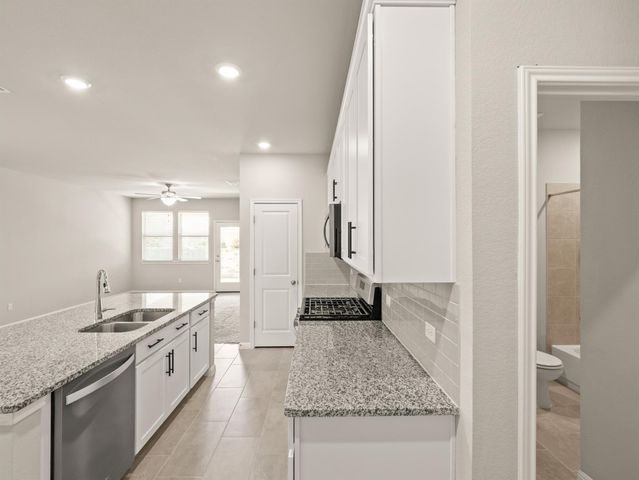137 McFarland ST, Georgetown, TX 78628
