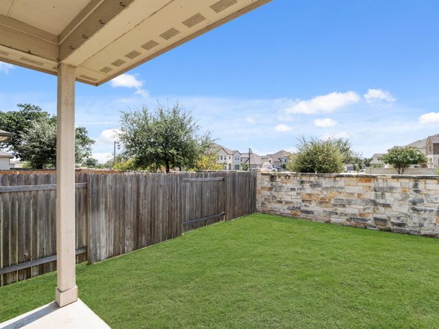 137 McFarland ST, Georgetown, TX 78628