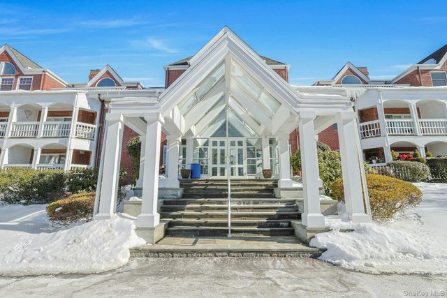 22 Copley Court 22, Briarcliff Manor, NY 10510