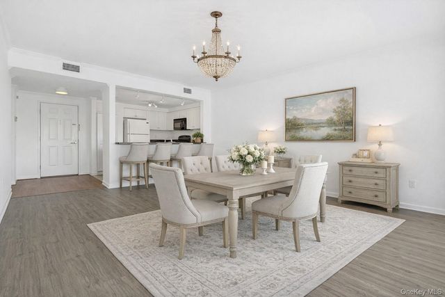 22 Copley Court 22, Briarcliff Manor, NY 10510